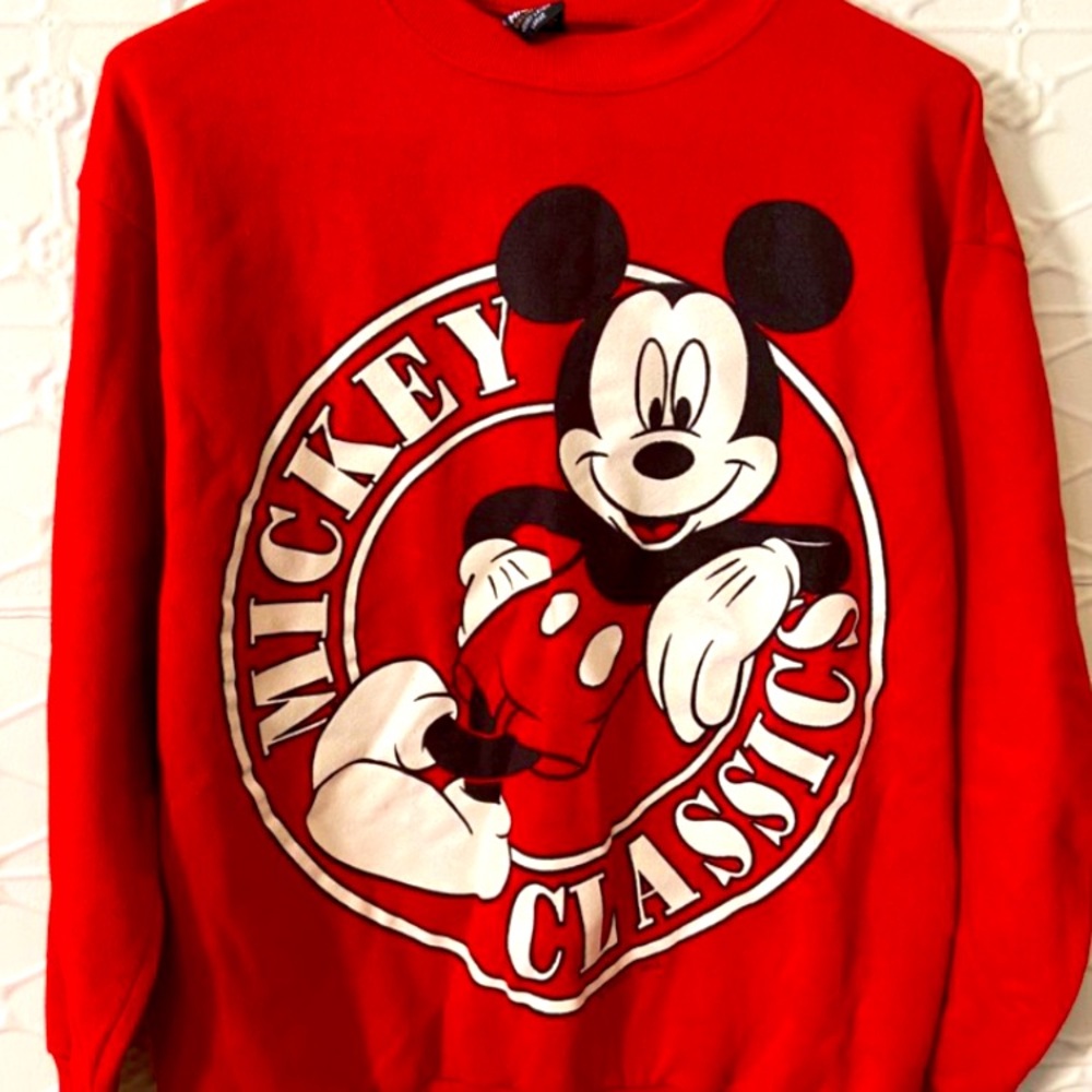 Vintage MICKEY MOUSE pullover crewneck sweater